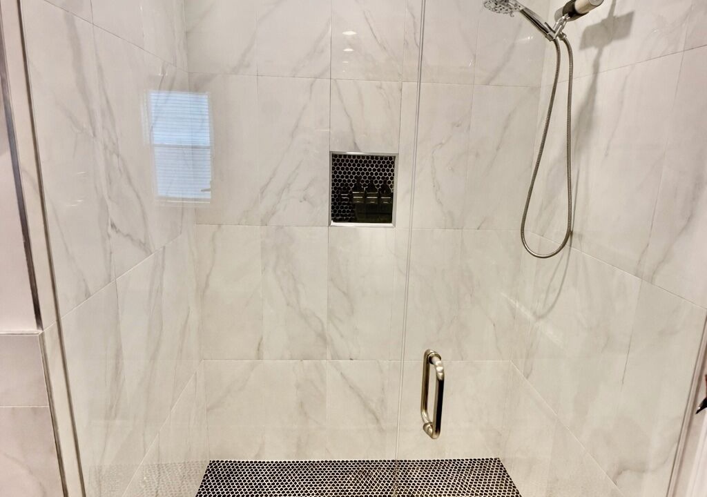 Photo of Bathroom in Enderly Park