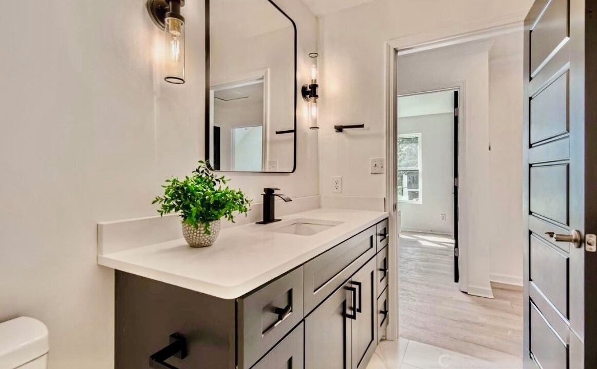 Photo of Bathroom in Enderly Park