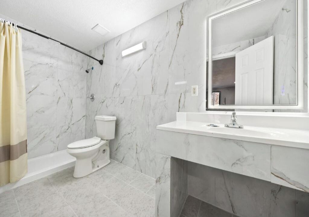 Photo of Bathroom in Cleburne