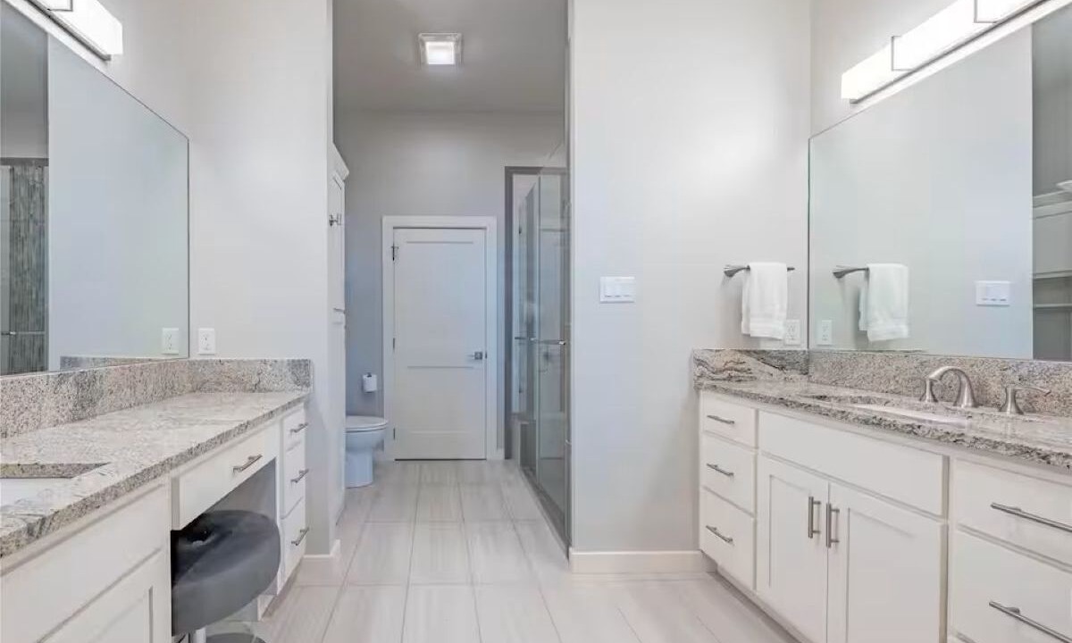 Photo of Bathroom in Tool