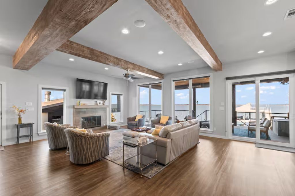 Photo of Livingroom in Tool