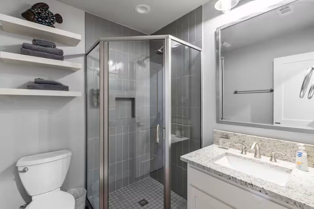 Photo of Bathroom in Tool
