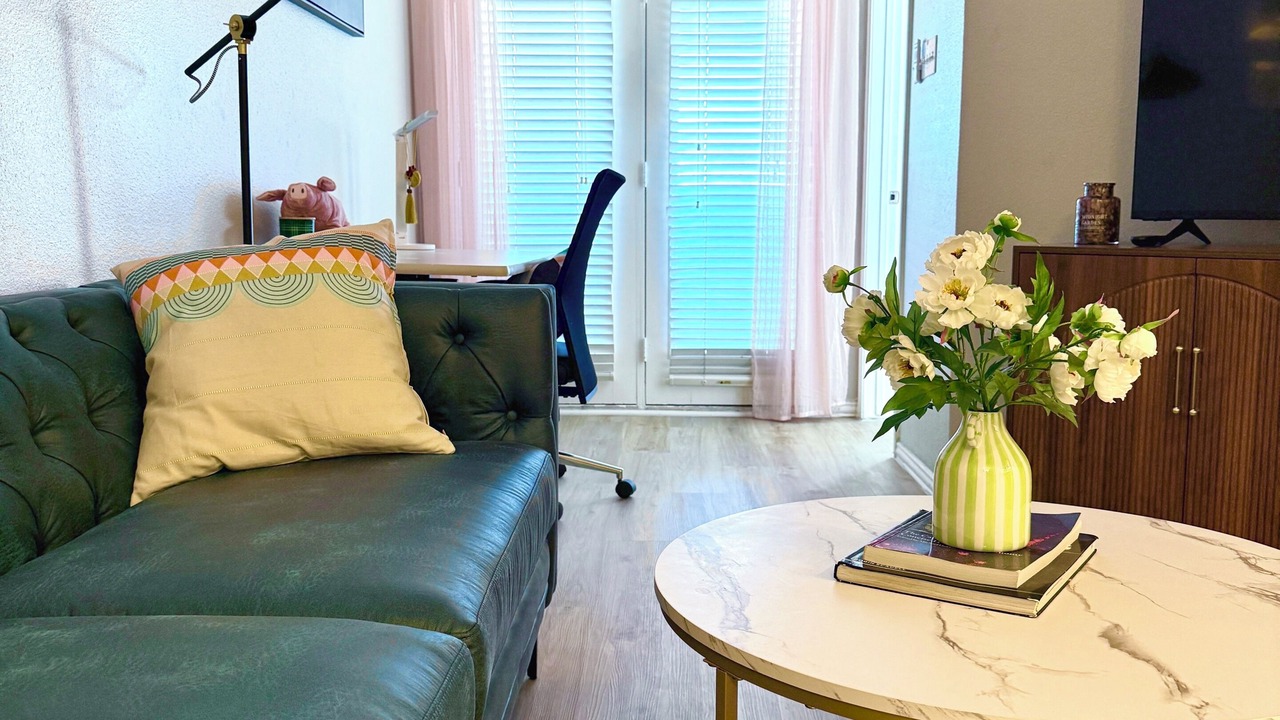 Photo of Livingroom in Oak Lawn