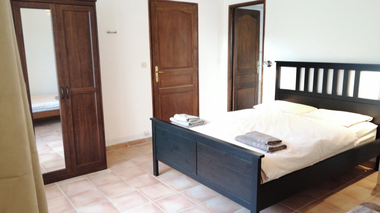 Photo of Bedroom in Pont-Saint-Esprit