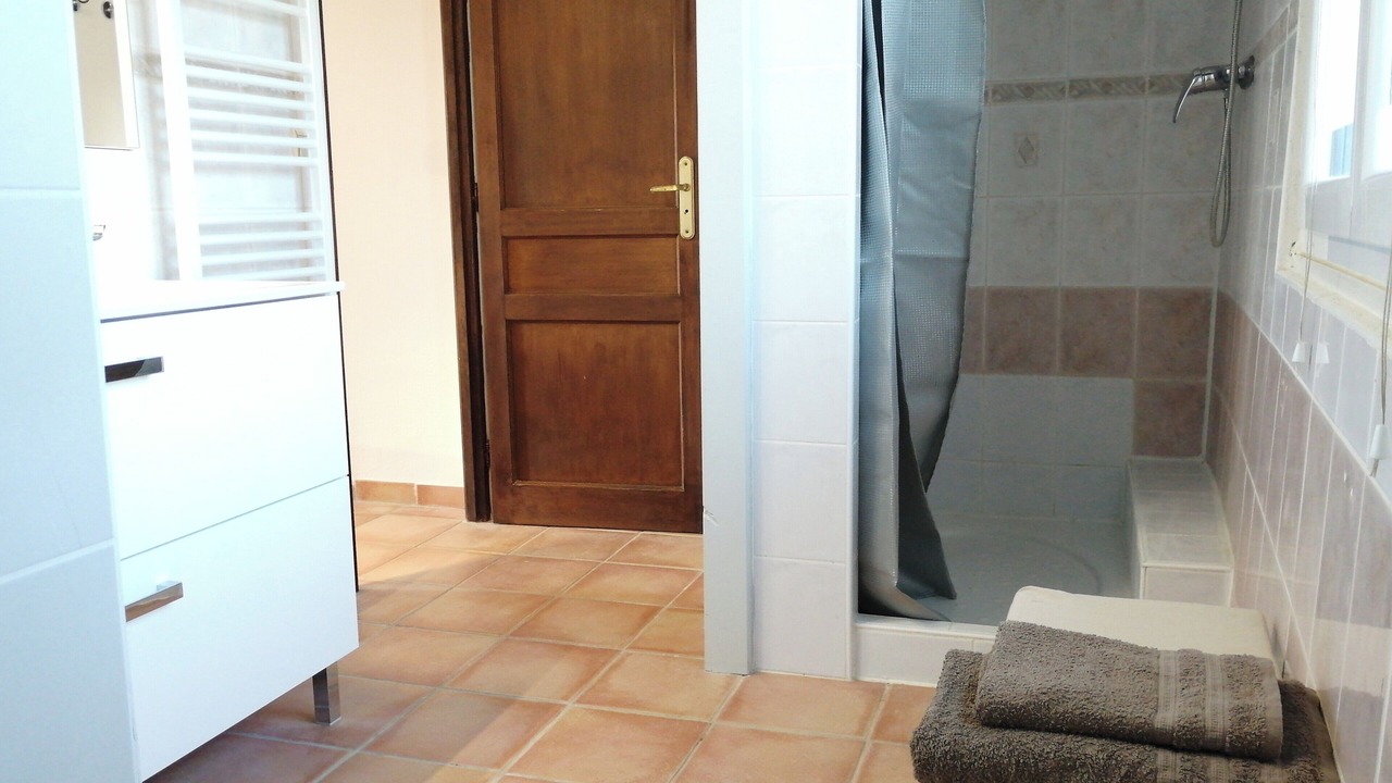 Photo of Bathroom in Pont-Saint-Esprit