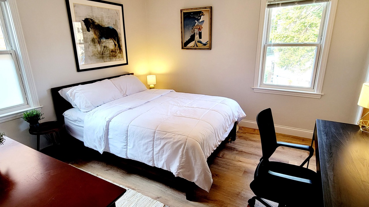Photo of Bedroom in Skokie