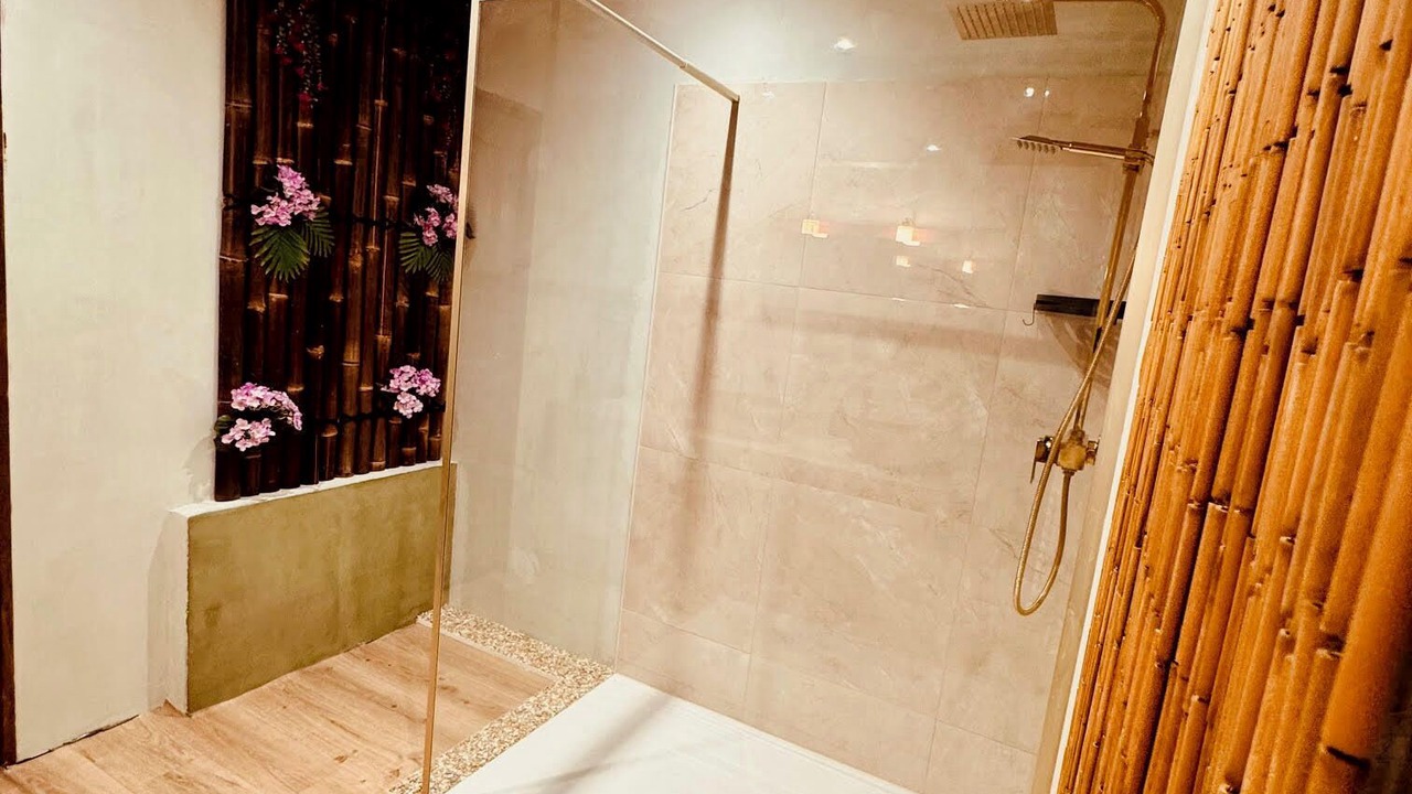 Photo of Bathroom in Houdancourt