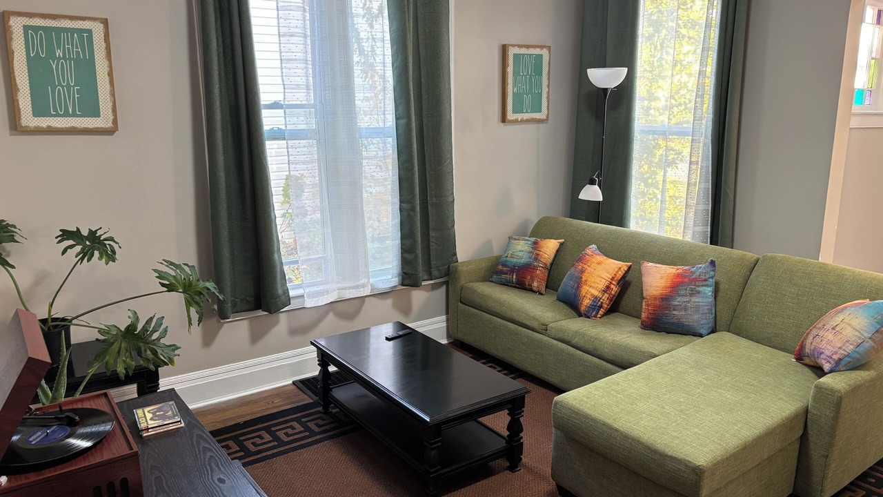 Photo of Livingroom in Thomas - Dale