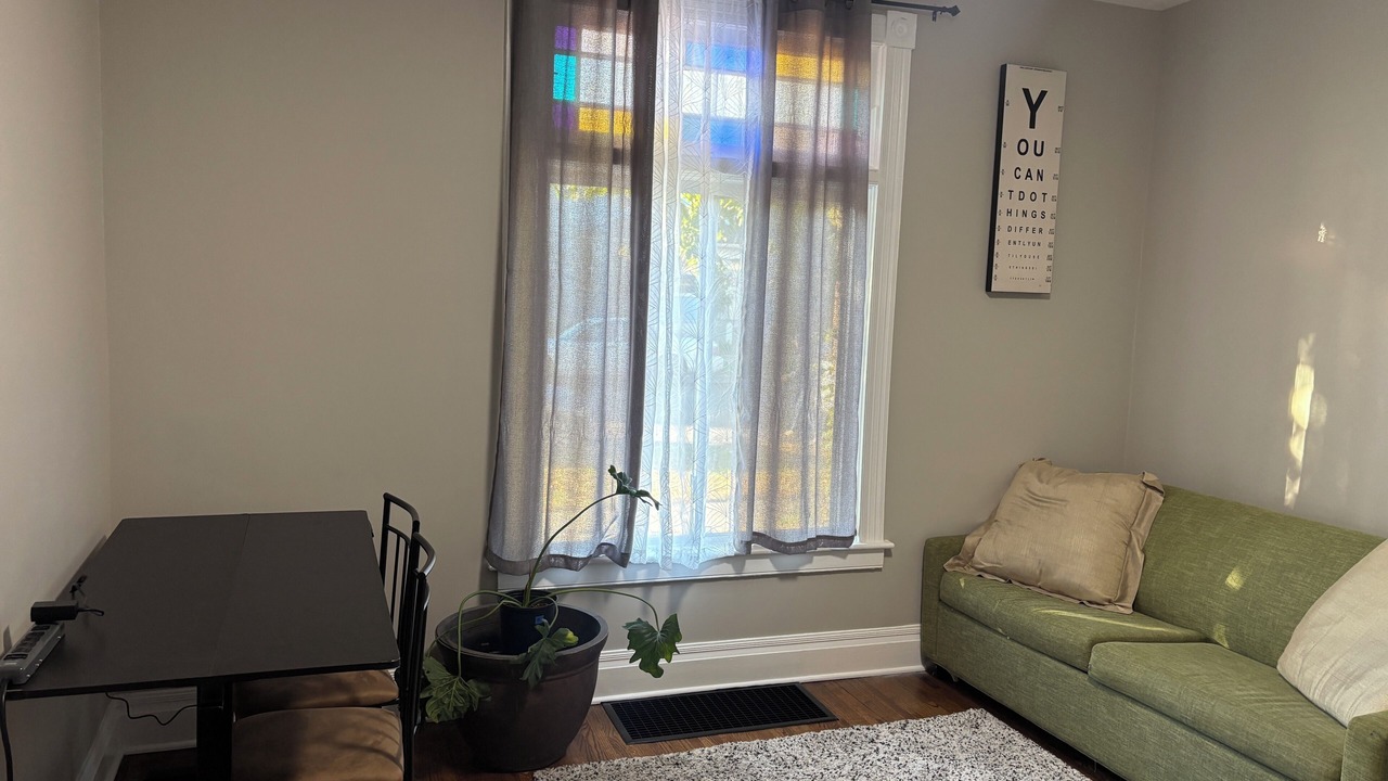 Photo of Livingroom in Thomas - Dale