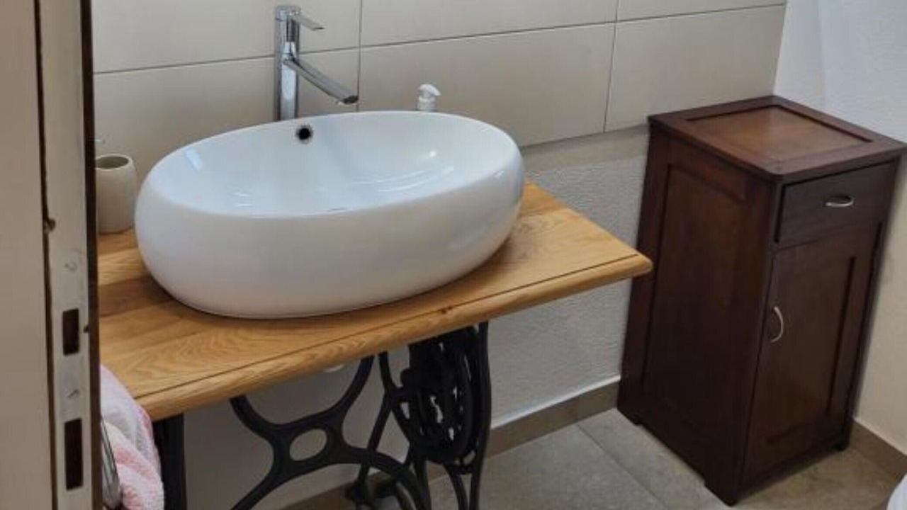 Photo of Bathroom in Grabri