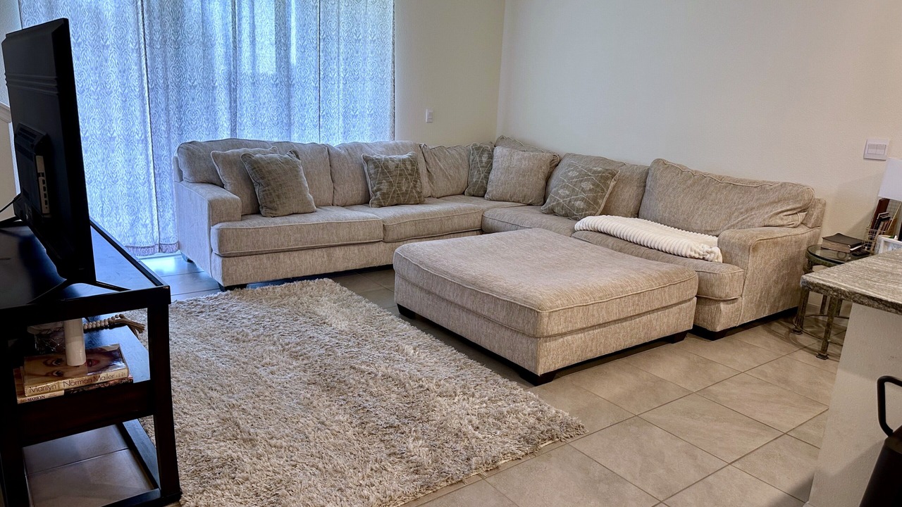 Photo of Livingroom in Wesley Chapel