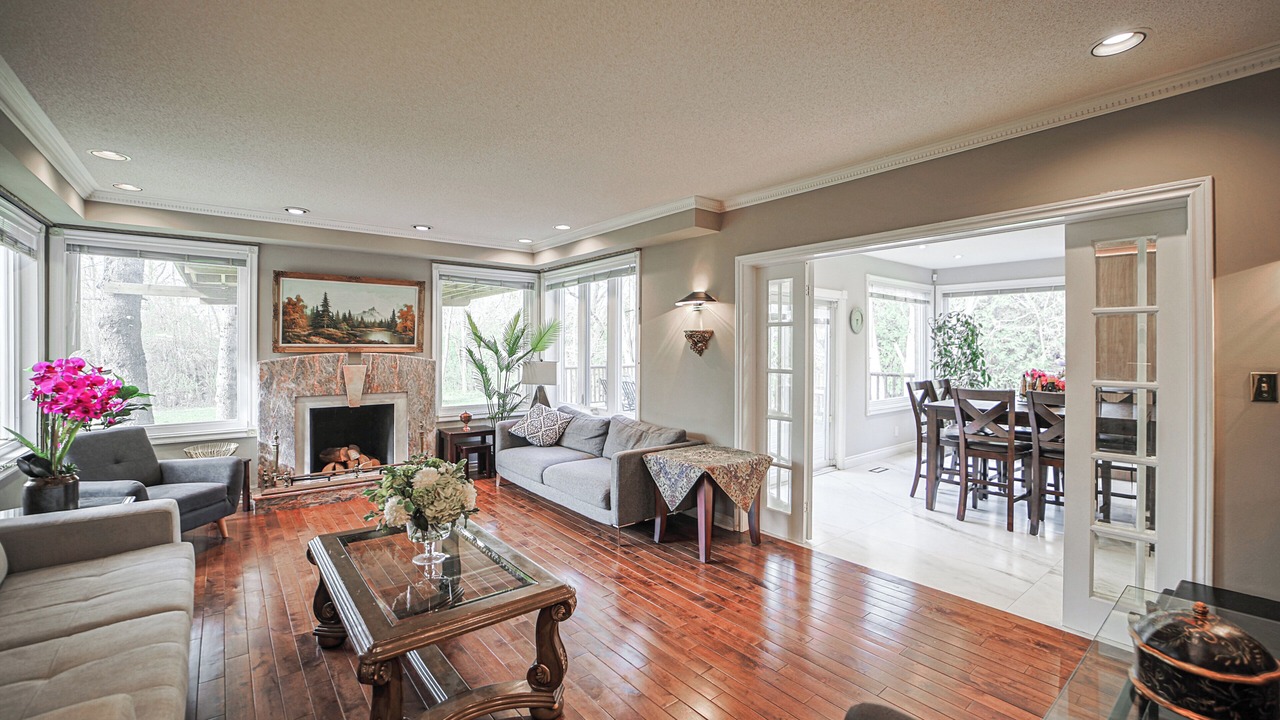 Photo of Livingroom in Richmond Hill