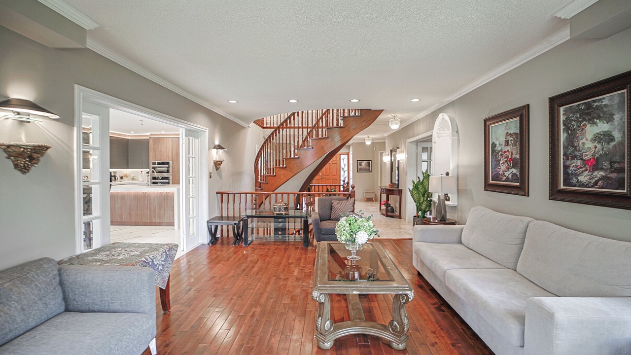 Photo of Livingroom in Richmond Hill