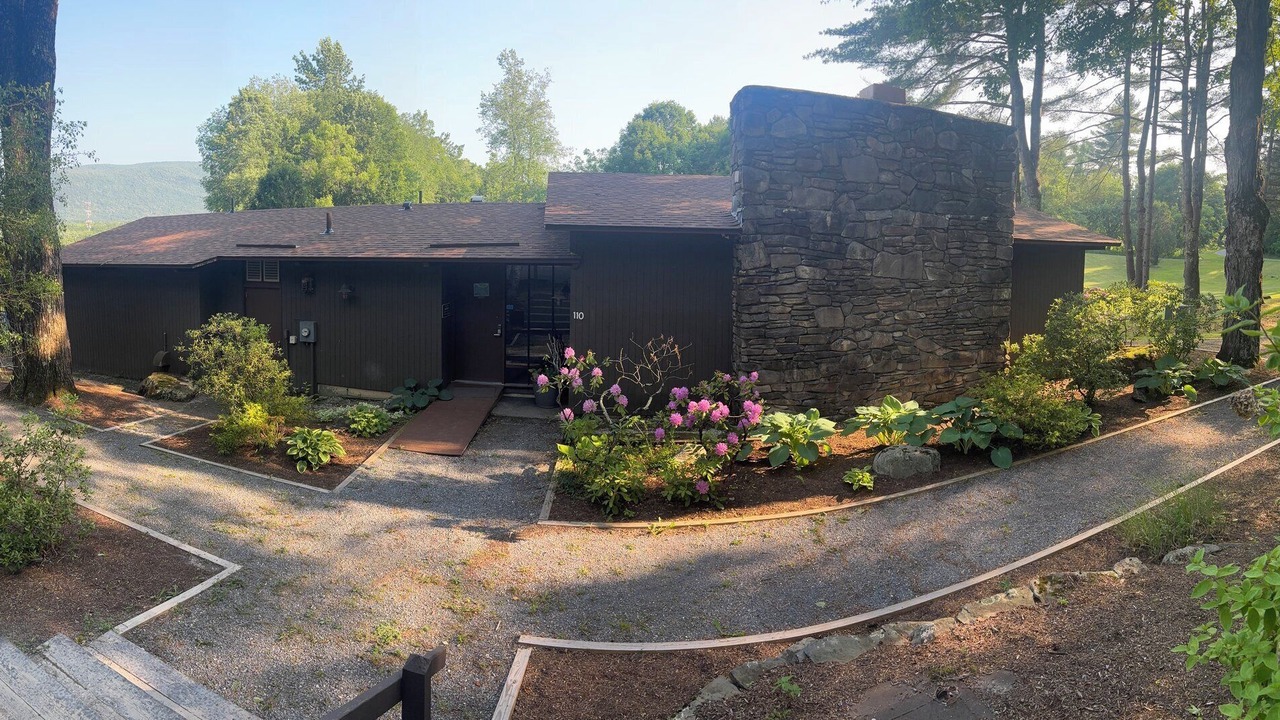 Photo of Outdoor in Manchester Center