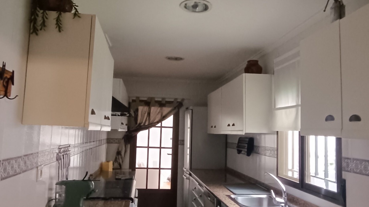 Photo of Kitchen in Caudete de las Fuentes