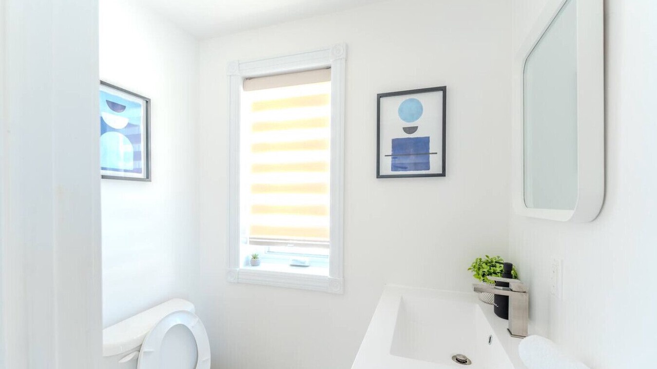 Photo of Bathroom in Jonquiere