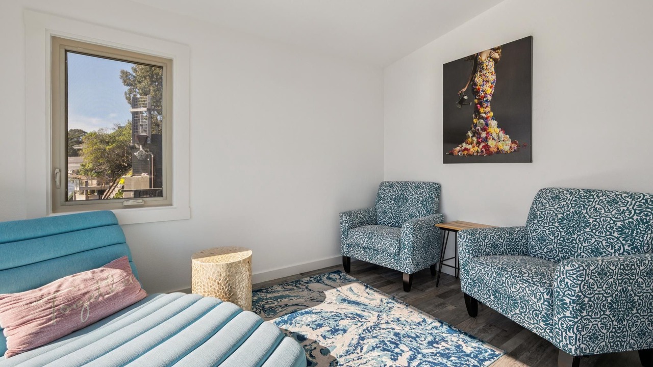 Photo of Livingroom in Point Richmond