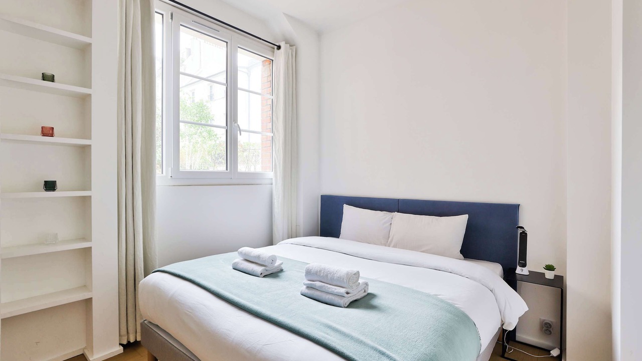 Photo of Bedroom in Passy