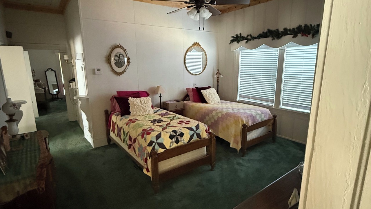 Photo of Bedroom in Whitesboro