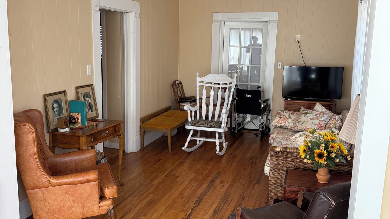 Photo of Livingroom in Whitesboro