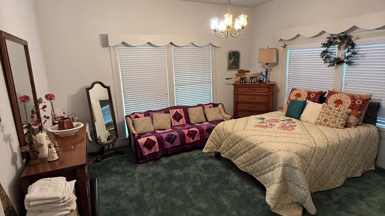 Photo of Bedroom in Whitesboro