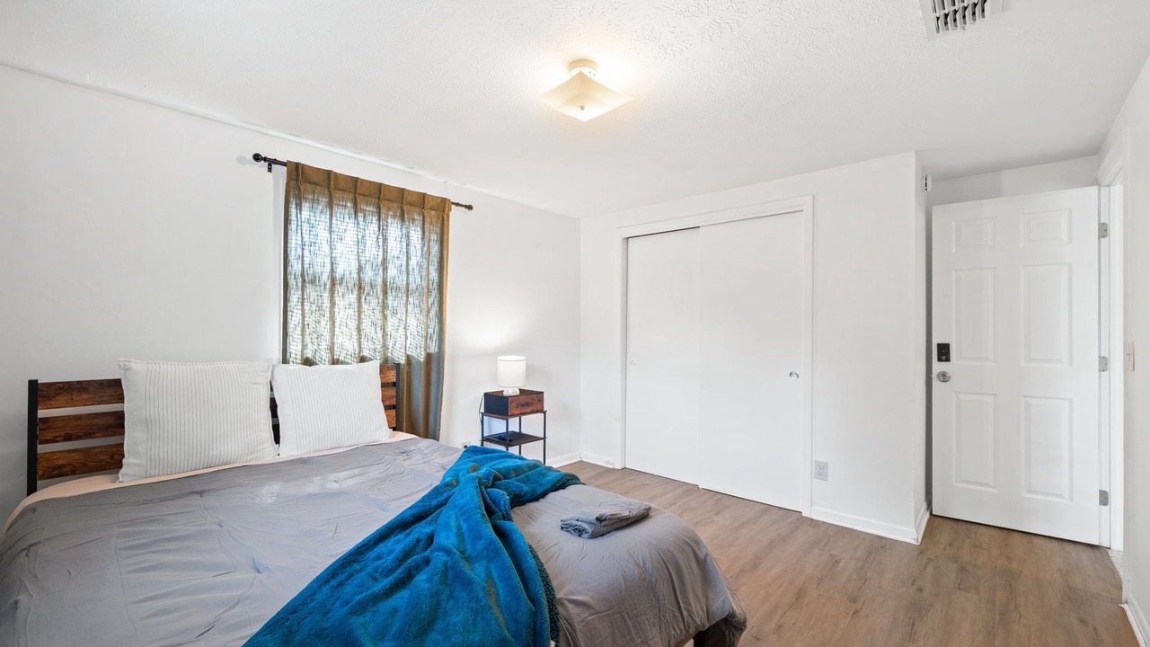 Photo of Bedroom in Westside