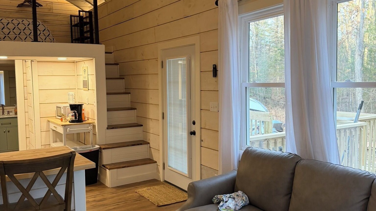 Photo of Livingroom in Tolland