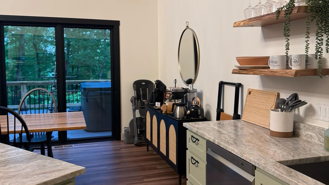 Photo of Kitchen in Gnaw Bone