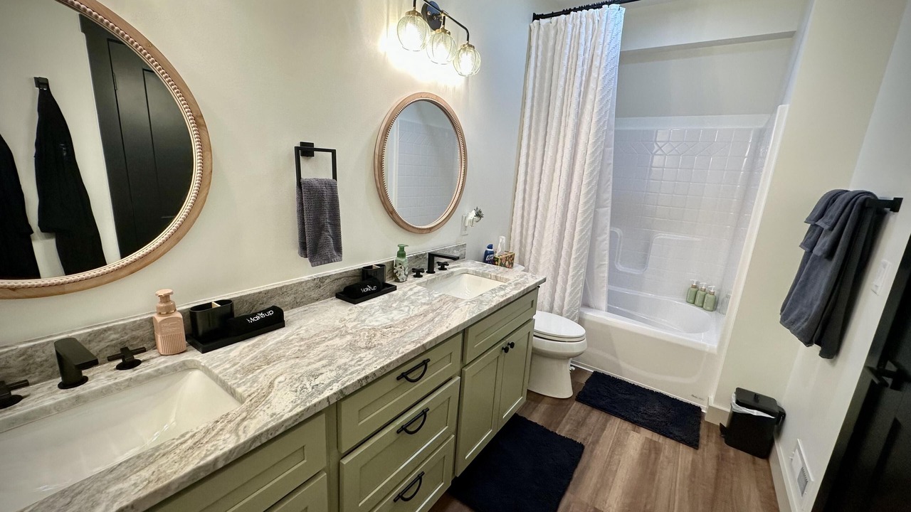 Photo of Bathroom in Gnaw Bone