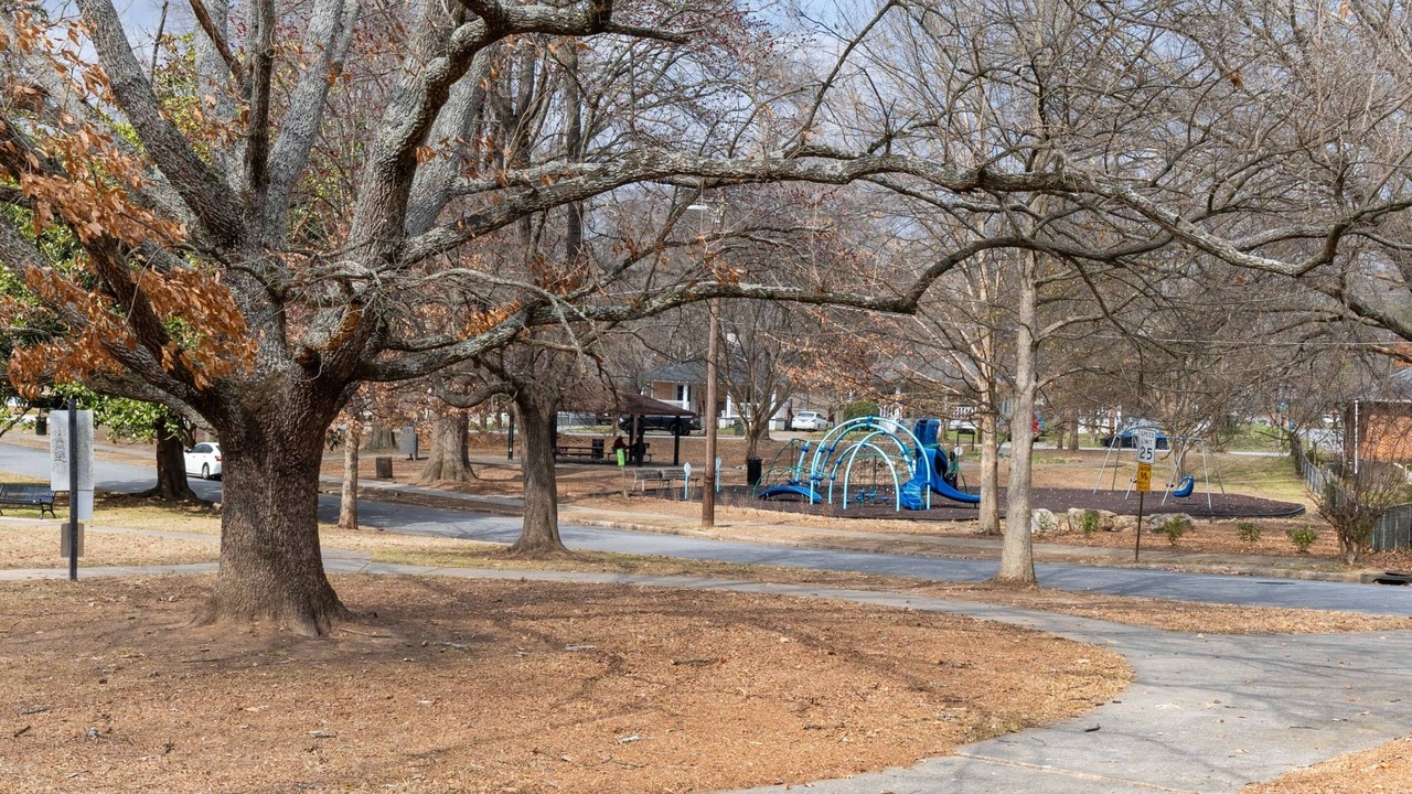 Photo of Others in West End