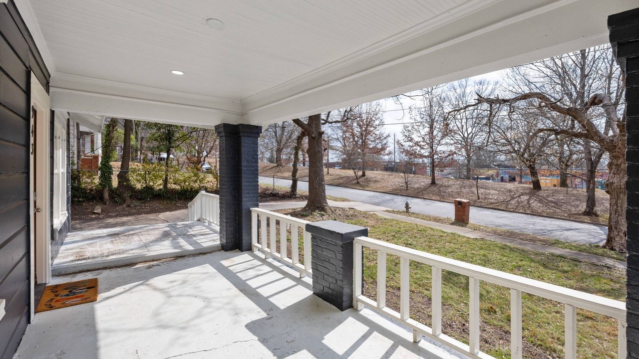Photo of Outdoor in West End