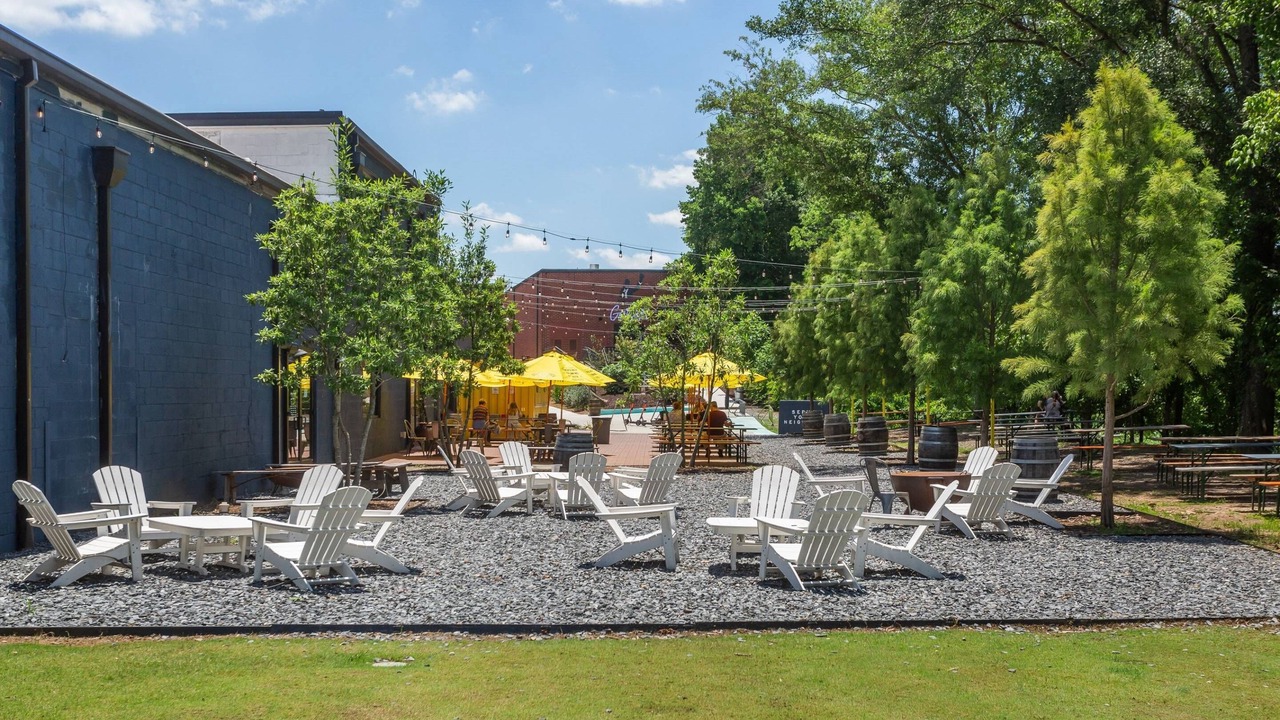 Photo of Outdoor in West End