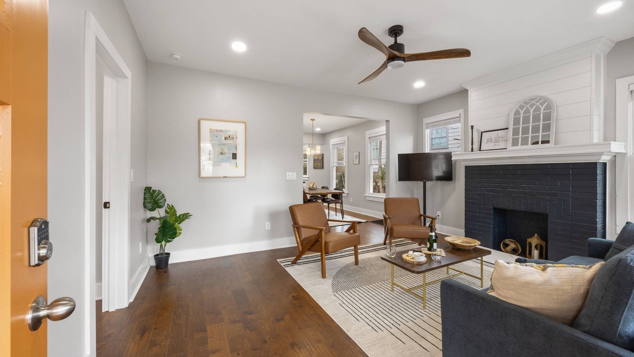 Photo of Livingroom in West End