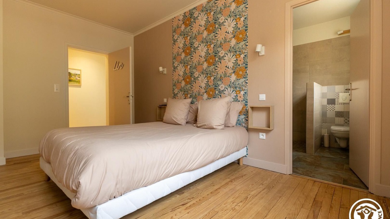 Photo of Bedroom in Champeix