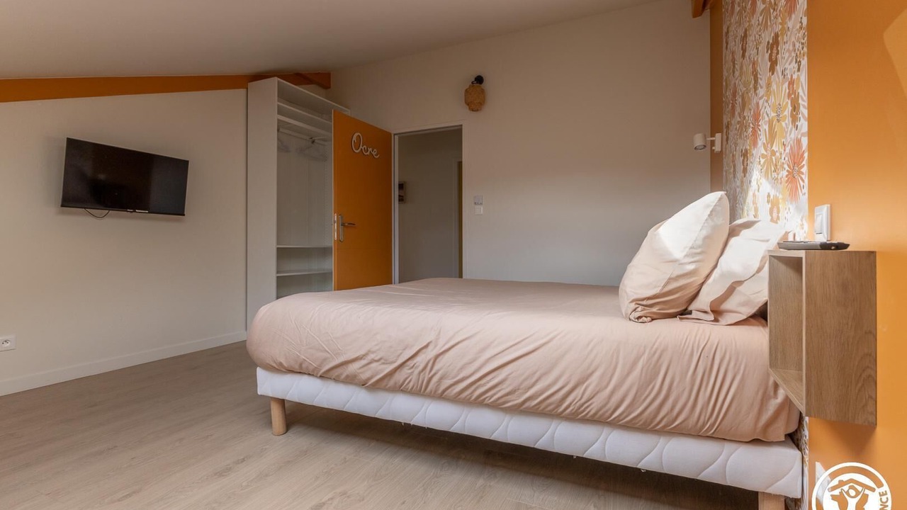 Photo of Bedroom in Champeix