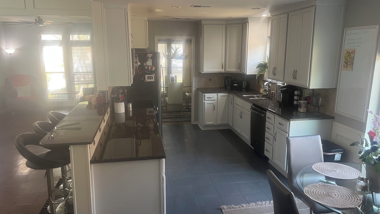 Photo of Kitchen in Far North Dallas