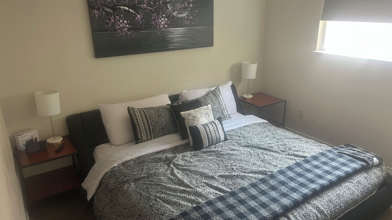 Photo of Bedroom in Far North Dallas