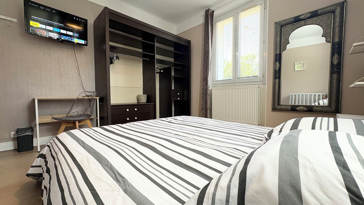 Photo of Bedroom in Nevers
