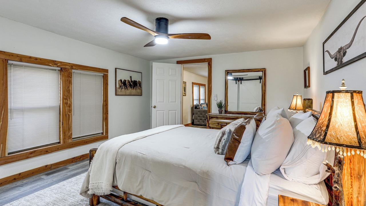 Photo of Bedroom in Mammoth Spring