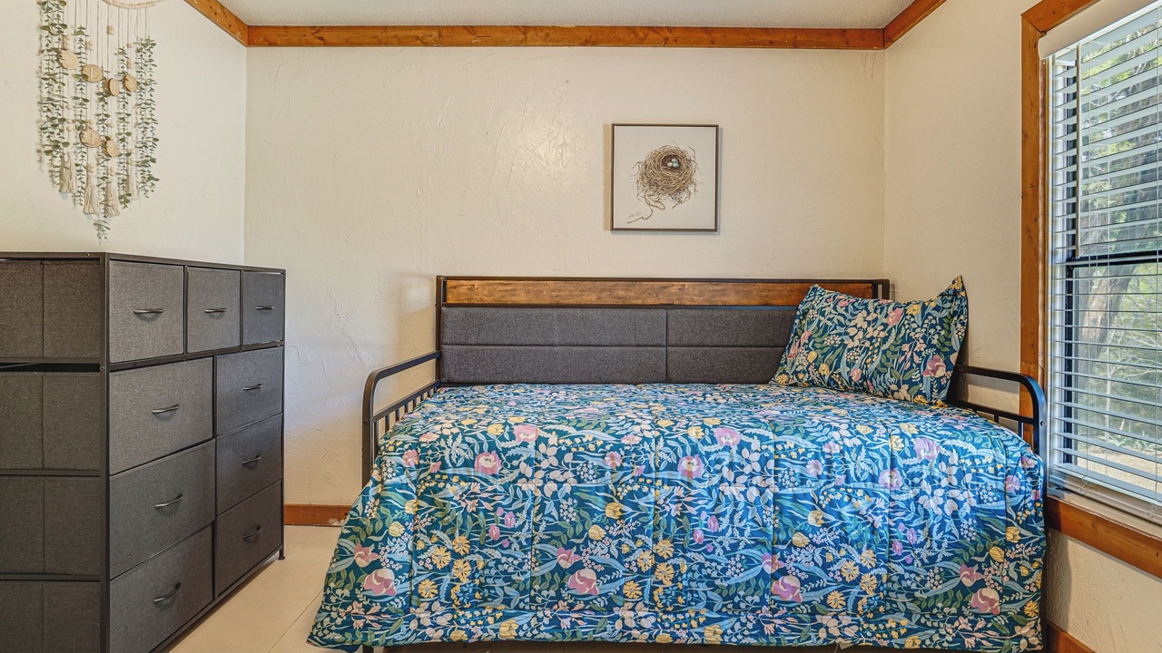 Photo of Bedroom in Hudson Oaks