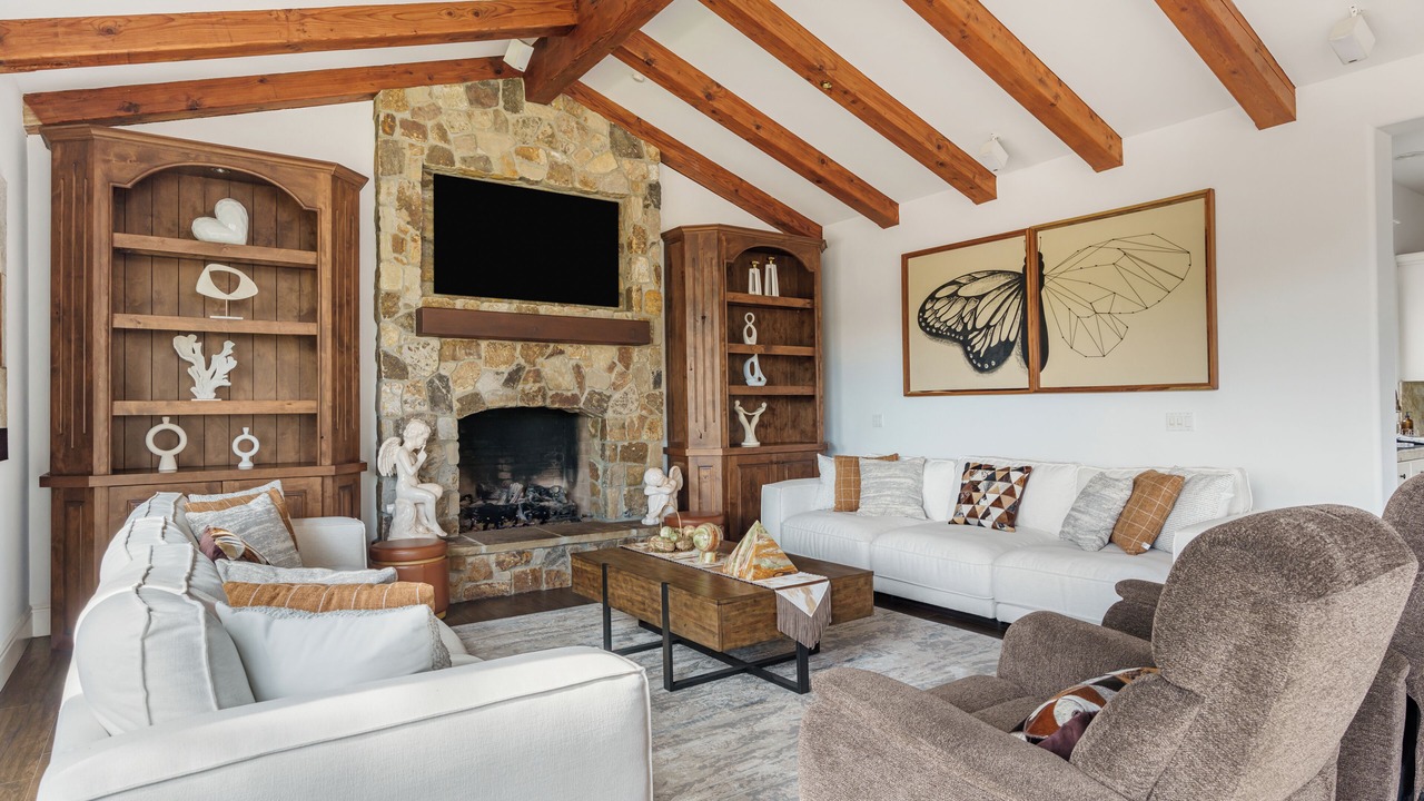 Photo of Livingroom in Poway