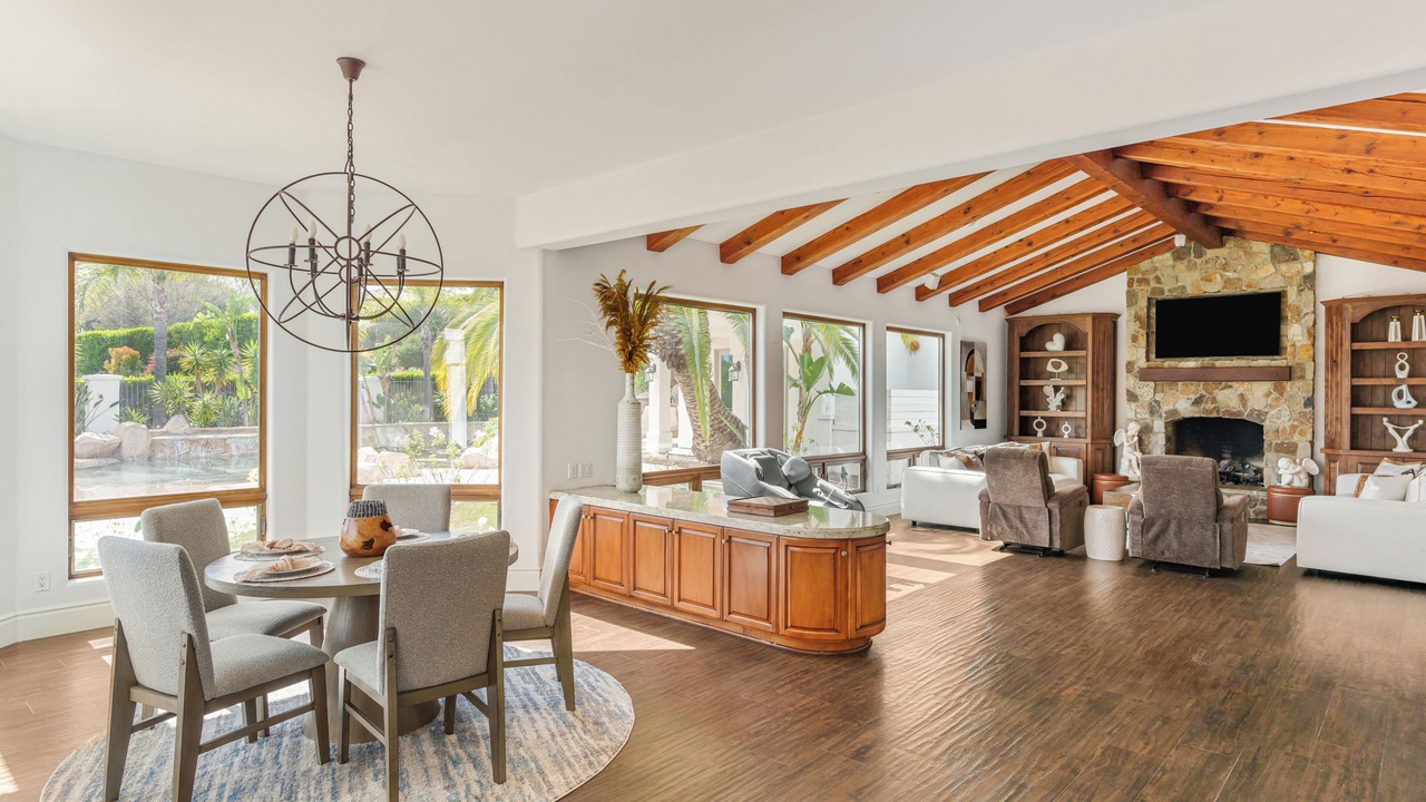 Photo of Livingroom in Poway