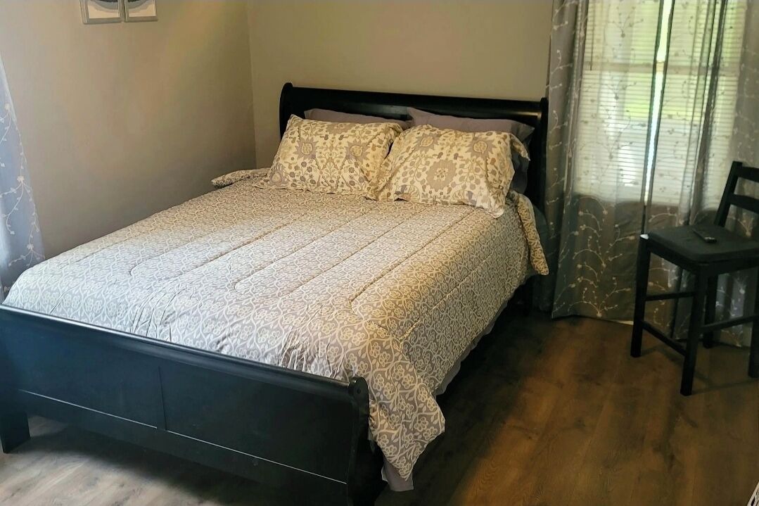 Photo of Bedroom in Beverly Hills