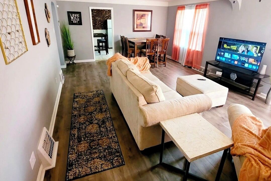 Photo of Livingroom in Beverly Hills