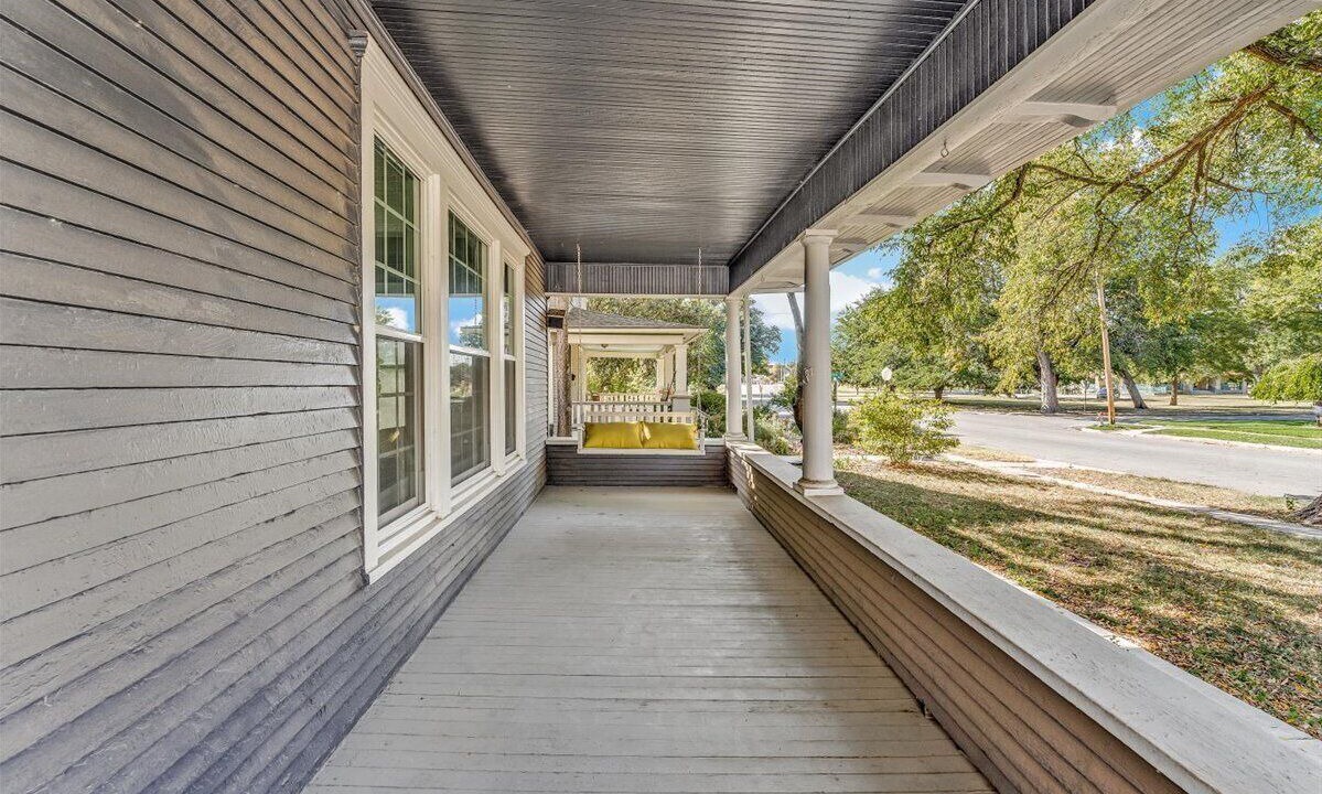 Photo of Patio Balcony in Wichita