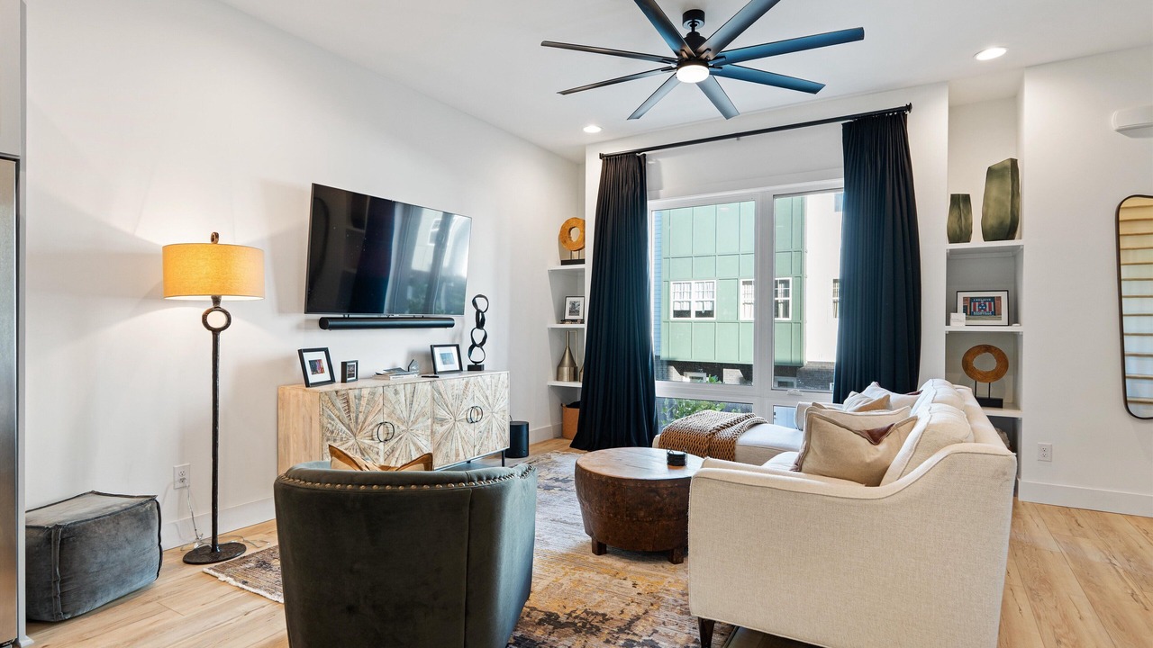Photo of Livingroom in Katie Hill Neighborhood