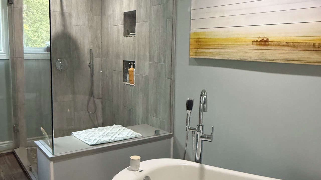 Photo of Bathroom in Bobcaygeon