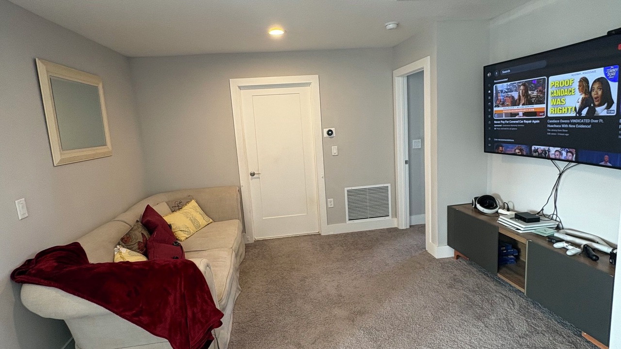 Photo of Livingroom in Crystal Cove