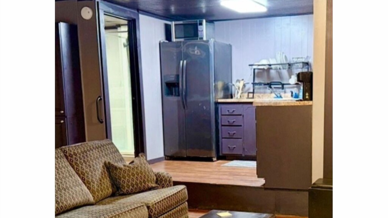 Photo of Livingroom in South Pittsburg