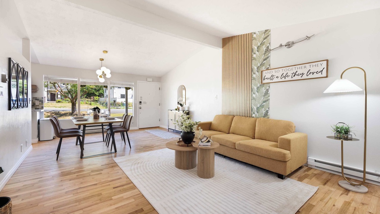 Photo of Bedroom in Shoreline